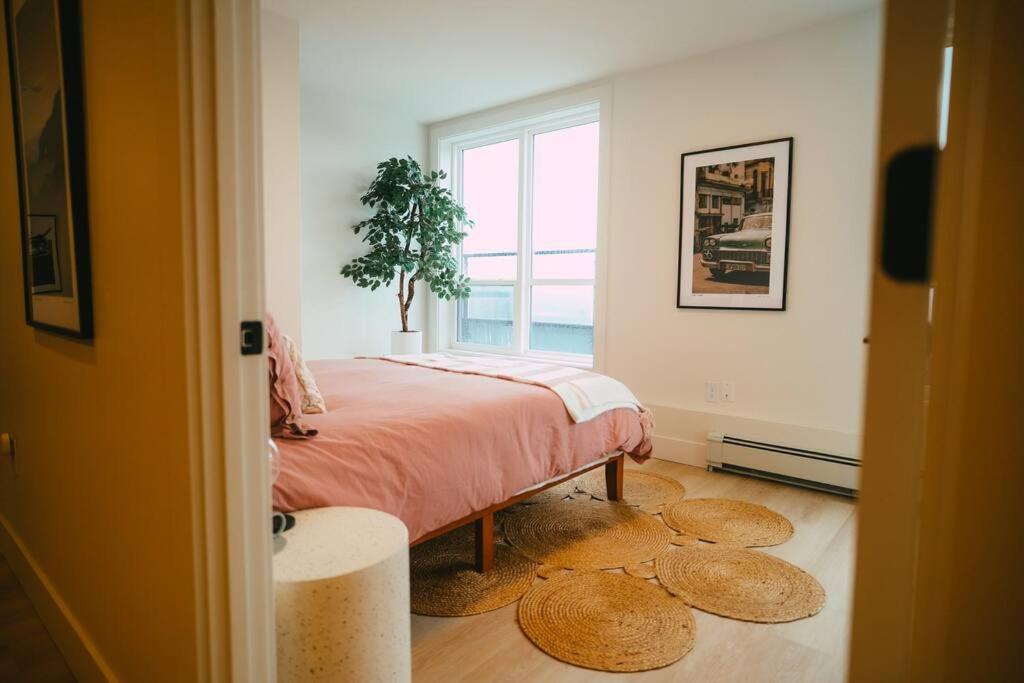 Chic Cozy Retreat - 2Br - Stunning North End Views Appartement Halifax Buitenkant foto