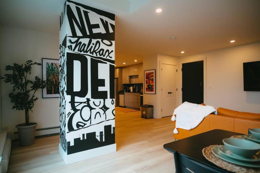Chic Cozy Retreat - 2Br - Stunning North End Views Appartement Halifax Buitenkant foto